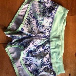 Ivivva Speedy shorts